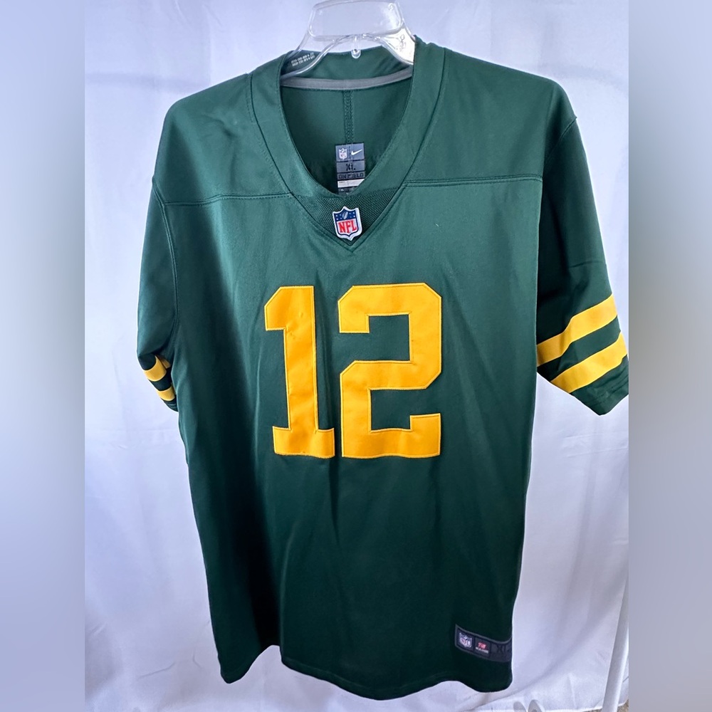 Aaron Rodgers #12 NFL jersey. Size Xl. Short sleeve, v-neck. Pit to pit 24 inch - Picture 2 of 4
